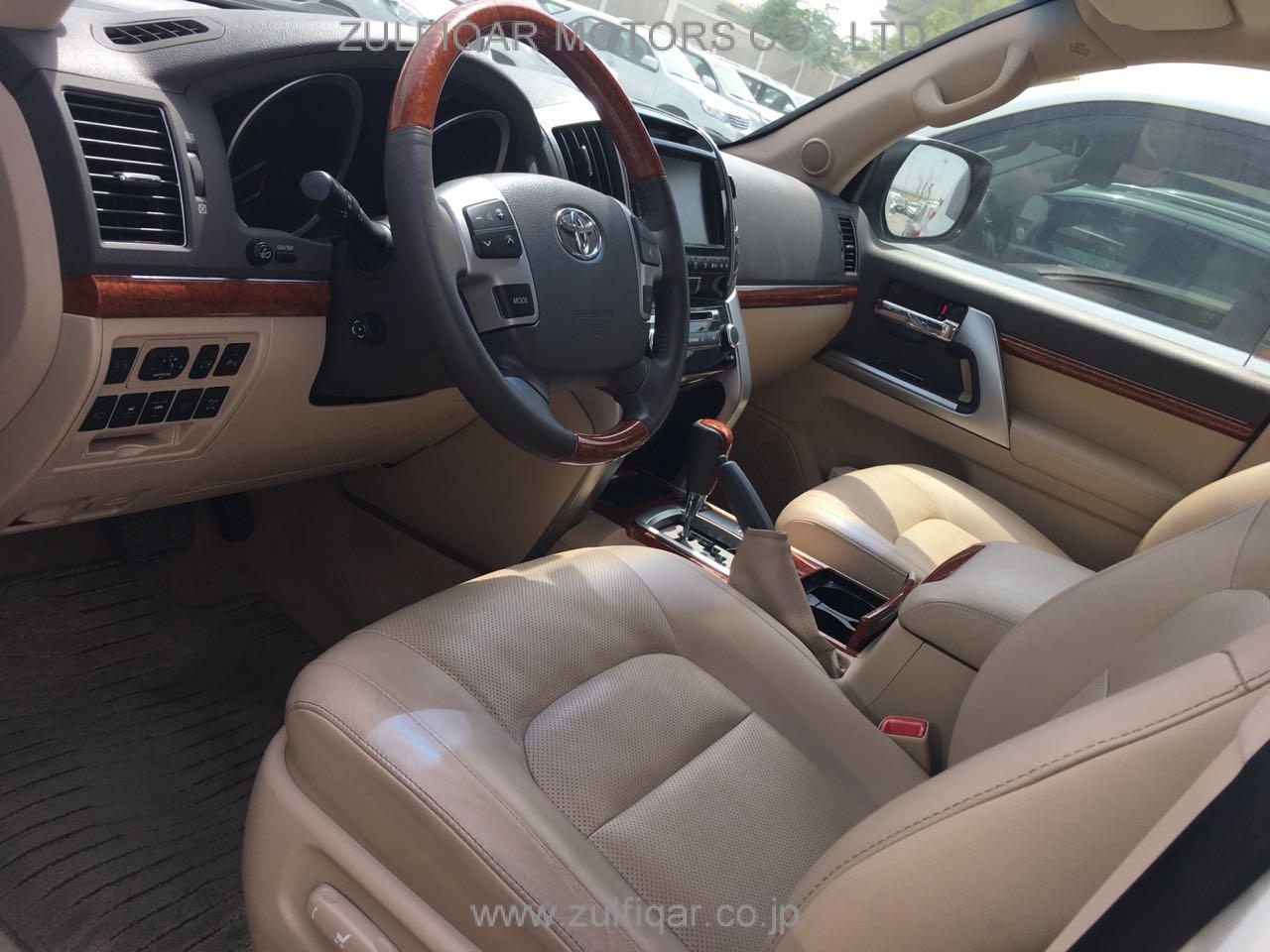TOYOTA LAND CRUISER 2014 Image 7