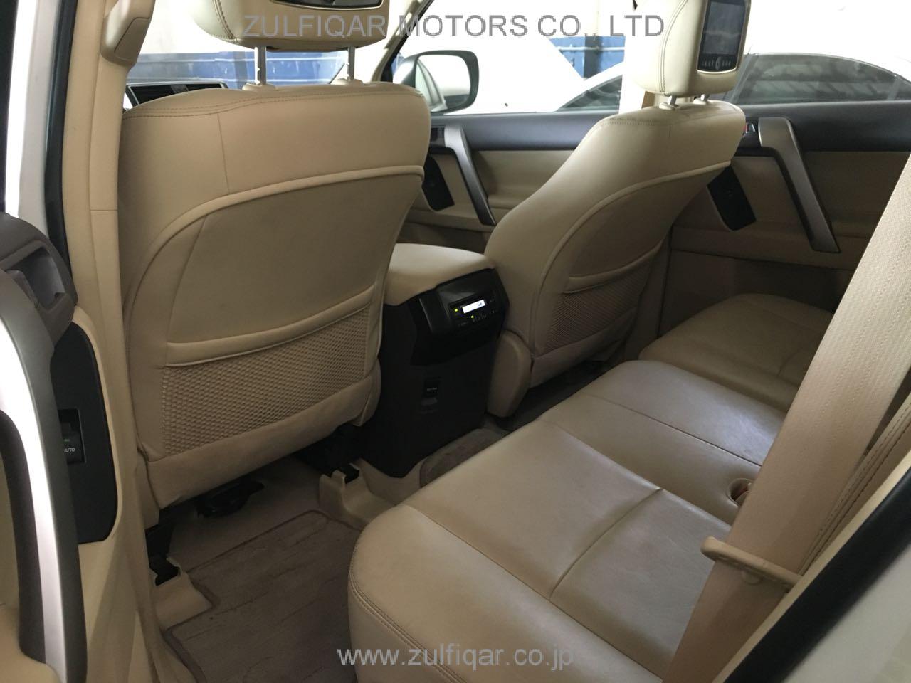 TOYOTA PRADO 2015 Image 6