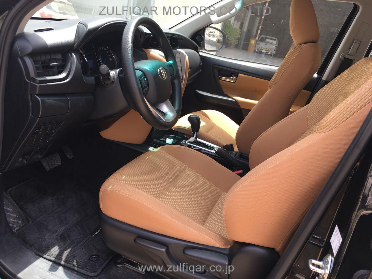 TOYOTA FORTUNER 2016 Image 2