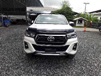 TOYOTA HILUX REVOLUTION 2018 Image 1