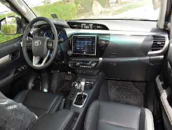 TOYOTA HILUX REVOLUTION 2018 Image 2