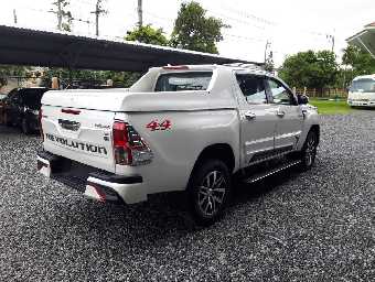 TOYOTA HILUX REVOLUTION 2018 Image 6