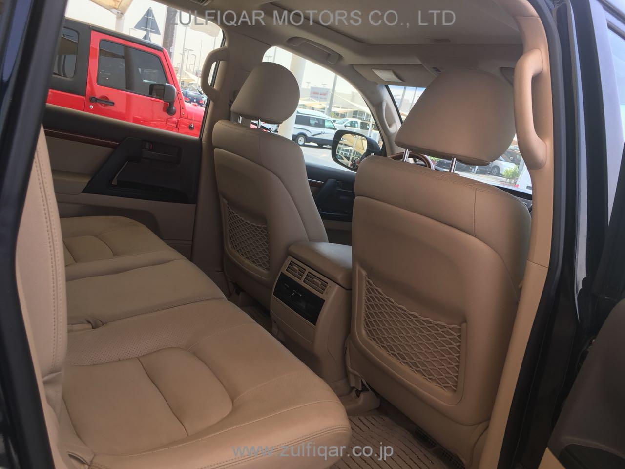 TOYOTA LAND CRUSIER 2014 Image 7