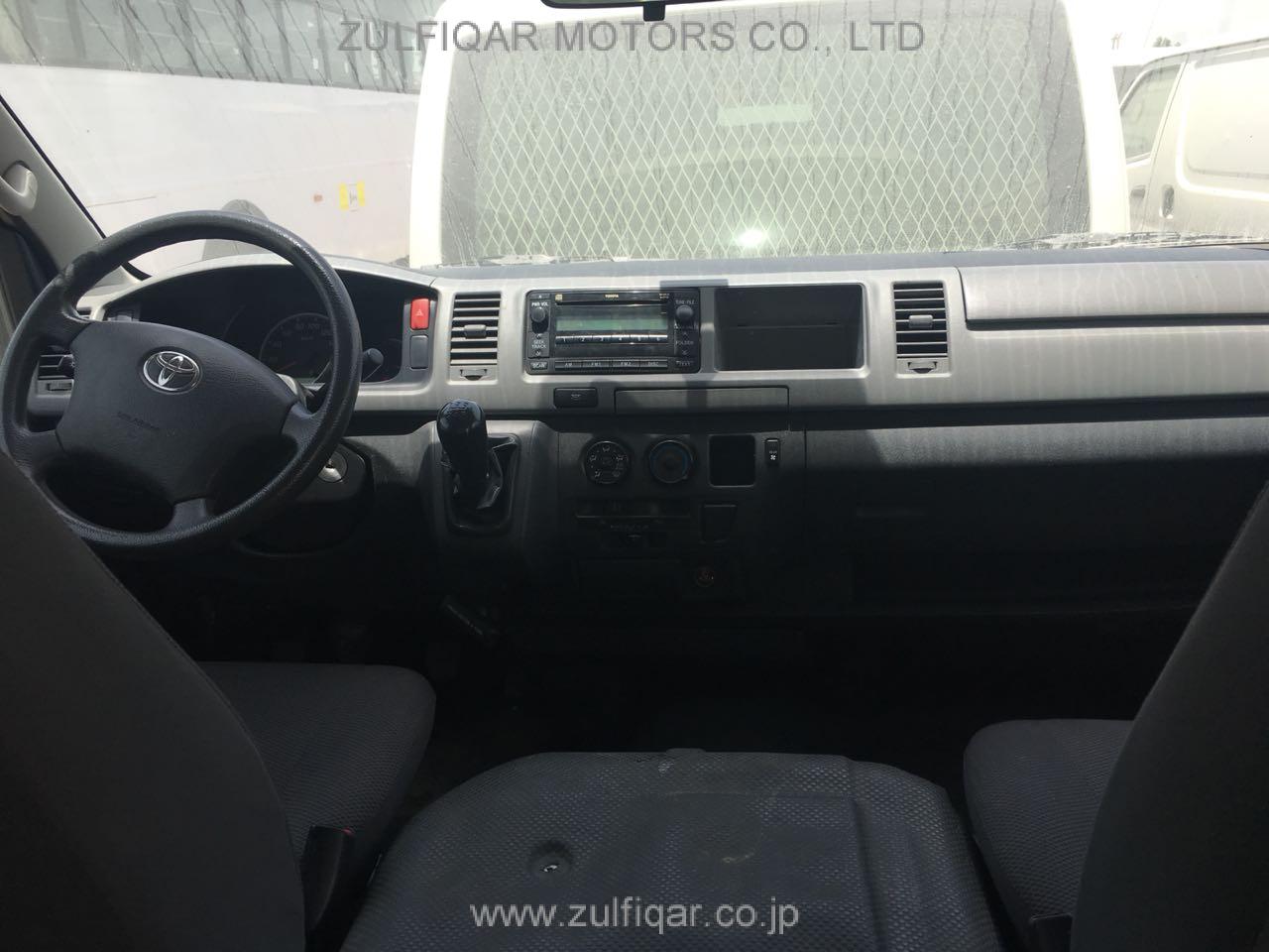 TOYOTA HIACE 2013 Image 2