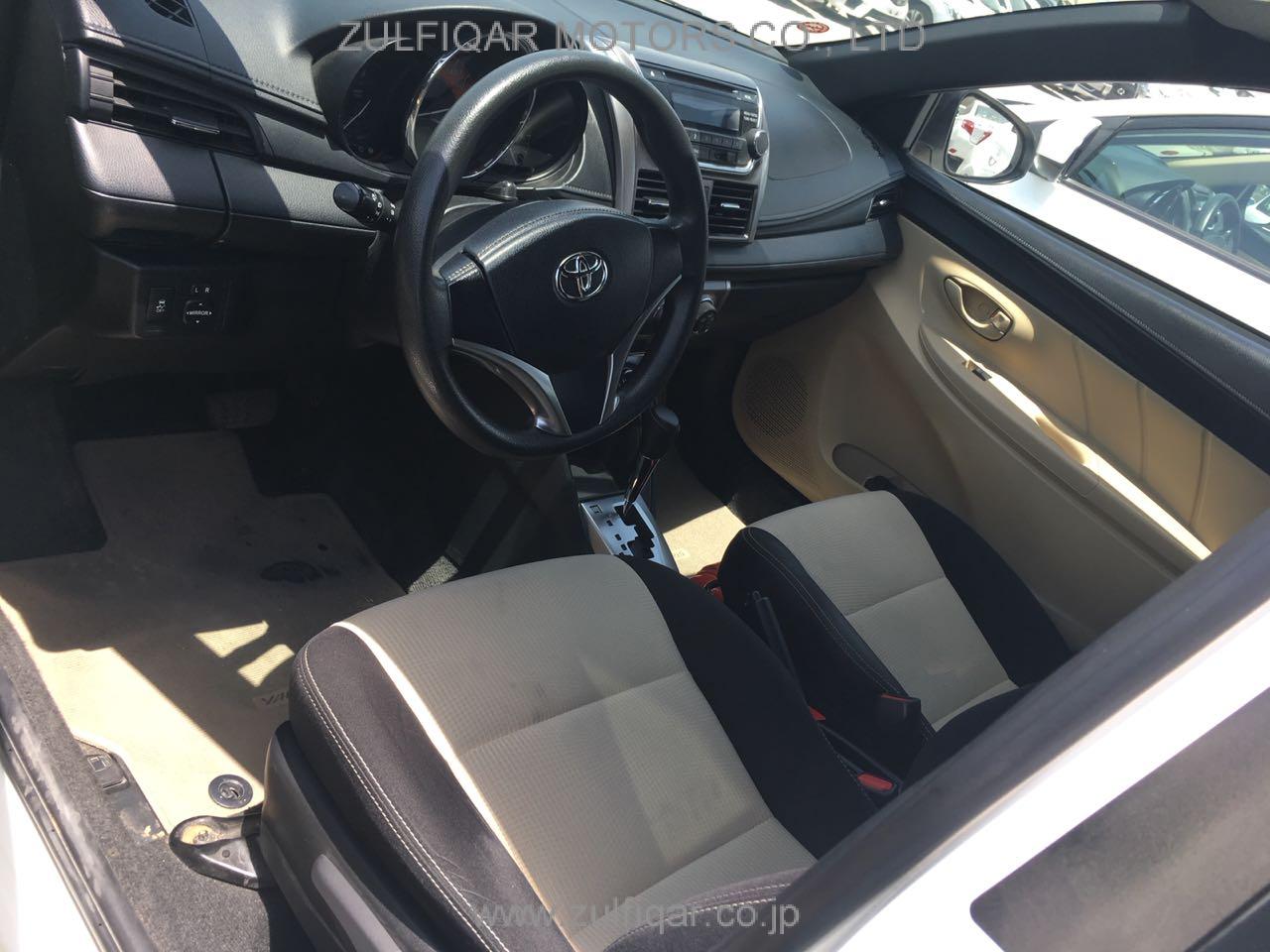 TOYOTA YARIS 2017 Image 2