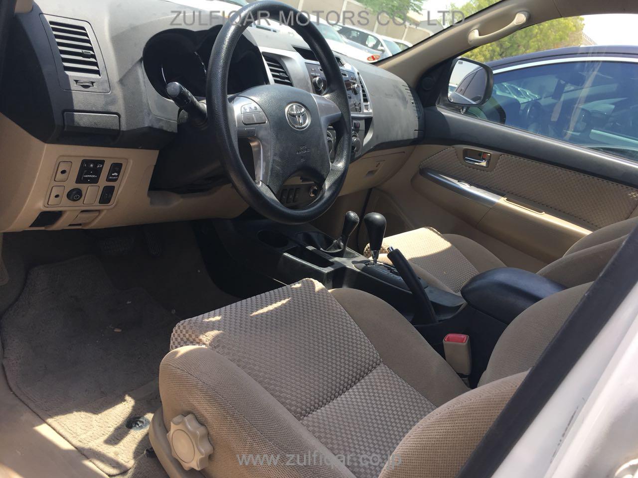 TOYOTA FORTUNER 2014 Image 2