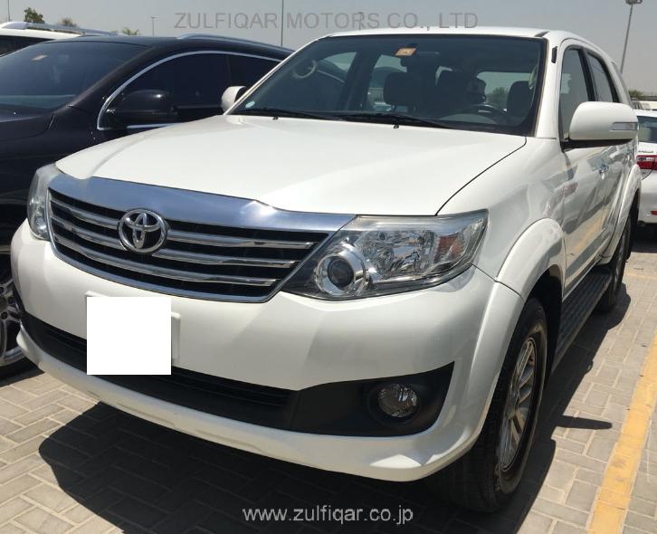 TOYOTA FORTUNER 2014 Image 4