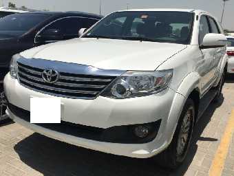 TOYOTA FORTUNER 2014 Image 4