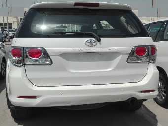 TOYOTA FORTUNER 2014 Image 3