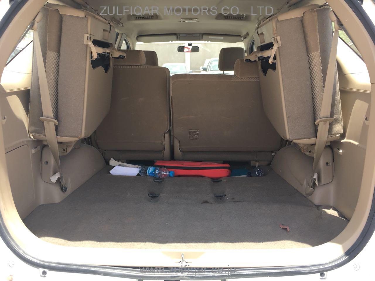 TOYOTA FORTUNER 2014 Image 7