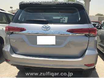 TOYOTA FORTUNER 2016 Image 3