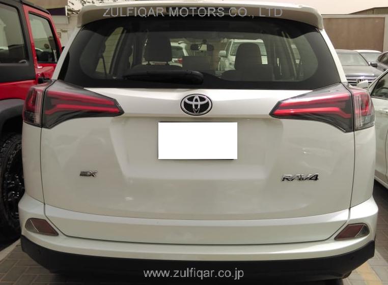 TOYOTA RAV4 2016 Image 3
