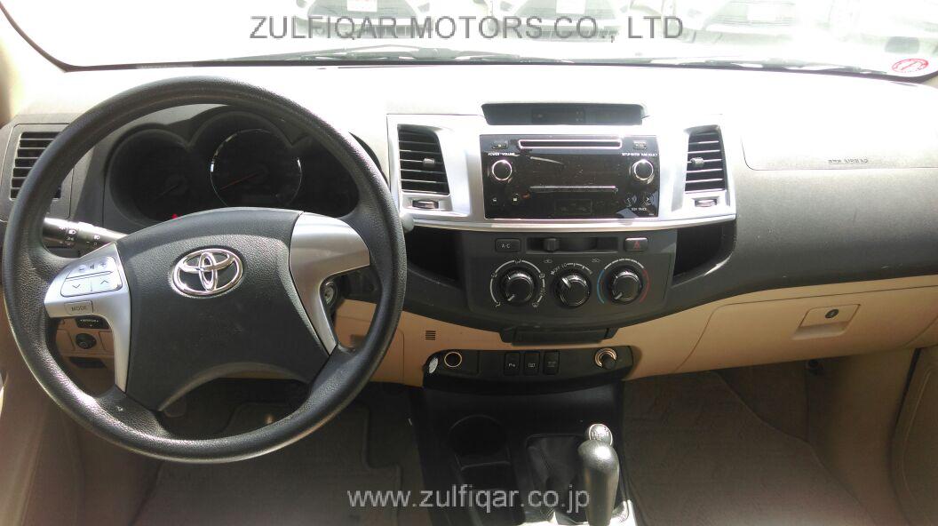 TOYOTA FORTUNER 2015 Image 2