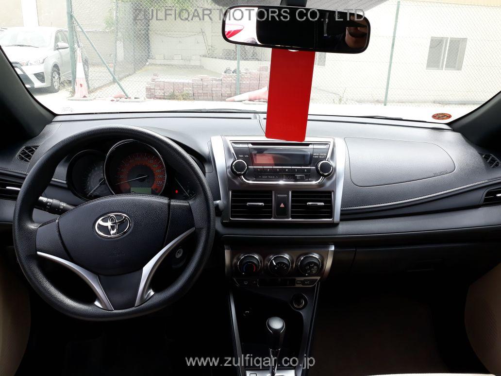 TOYOTA YARIS 2016 Image 2
