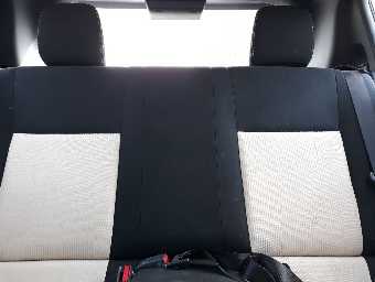 TOYOTA YARIS 2016 Image 8