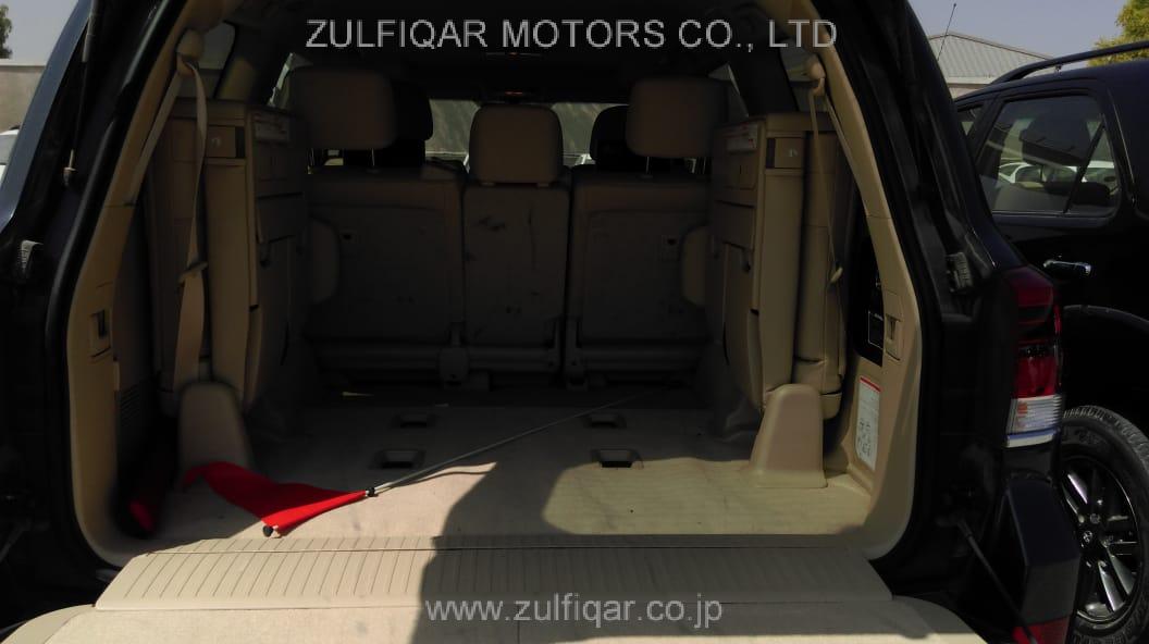 TOYOTA LAND CRUISER 2017 Image 8