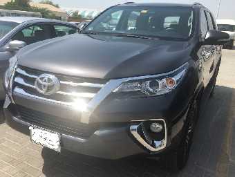 TOYOTA FORTUNER 2016 Image 4