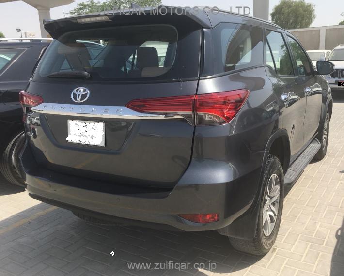 TOYOTA FORTUNER 2016 Image 6