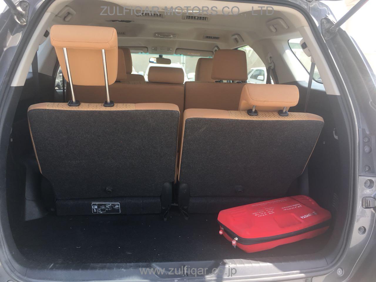 TOYOTA FORTUNER 2016 Image 8