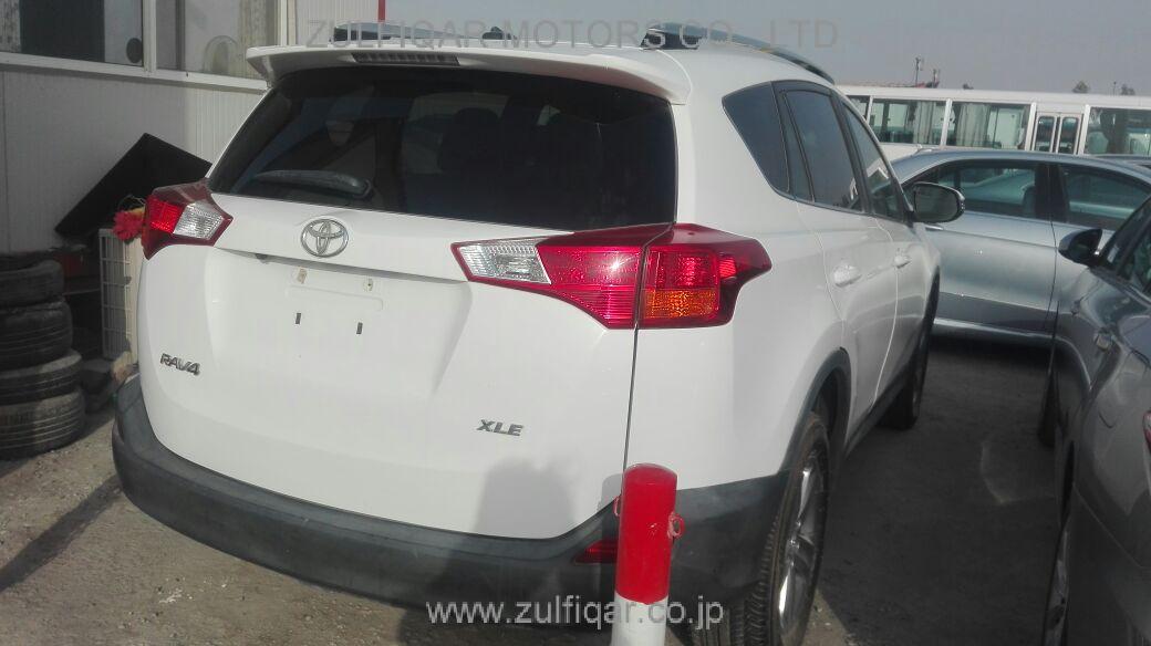 TOYOTA RAV4 2015 Image 6