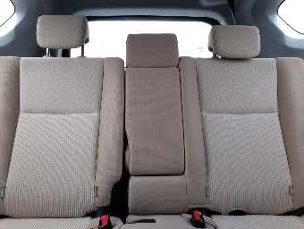 TOYOTA RAV4 2014 Image 8