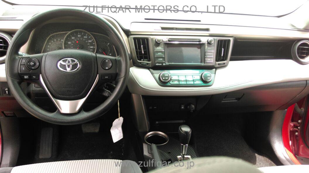 TOYOTA RAV4 2014 Image 2