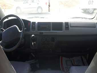 TOYOTA HIACE 2009 Image 2