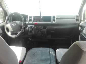 TOYOTA HIACE 2015 Image 2