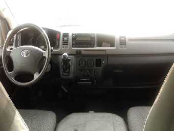 TOYOTA HIACE 2013 Image 2