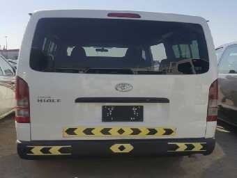 TOYOTA HIACE 2011 Image 3