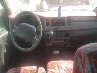 TOYOTA HIACE 2009 Image 2