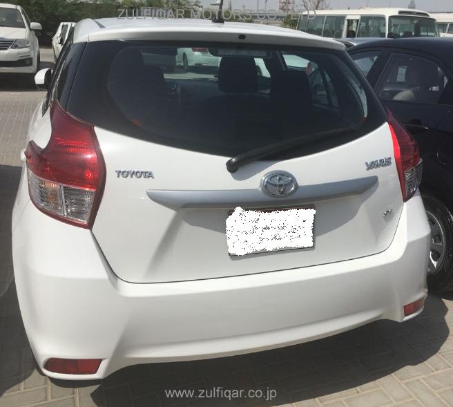 TOYTA YARIS 2015 Image 3