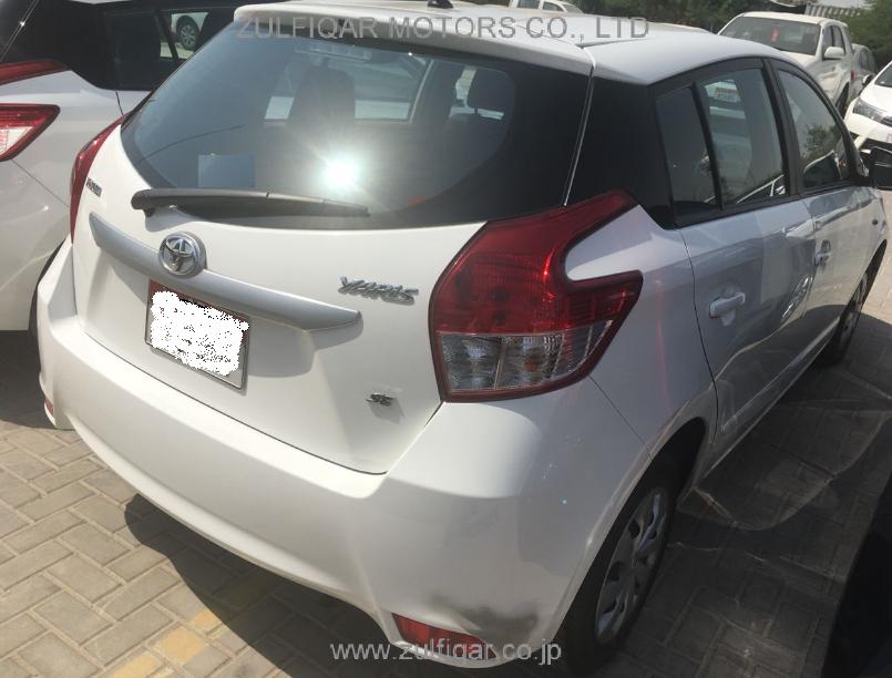 TOYTA YARIS 2015 Image 5