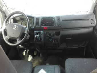 TOYOTA HIACE 2015 Image 2