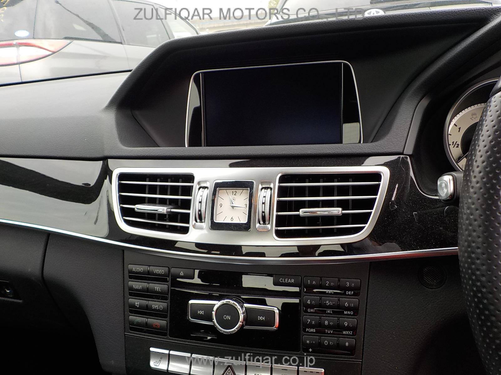 MERCEDES BENZ E CLASS 2015 Image 7