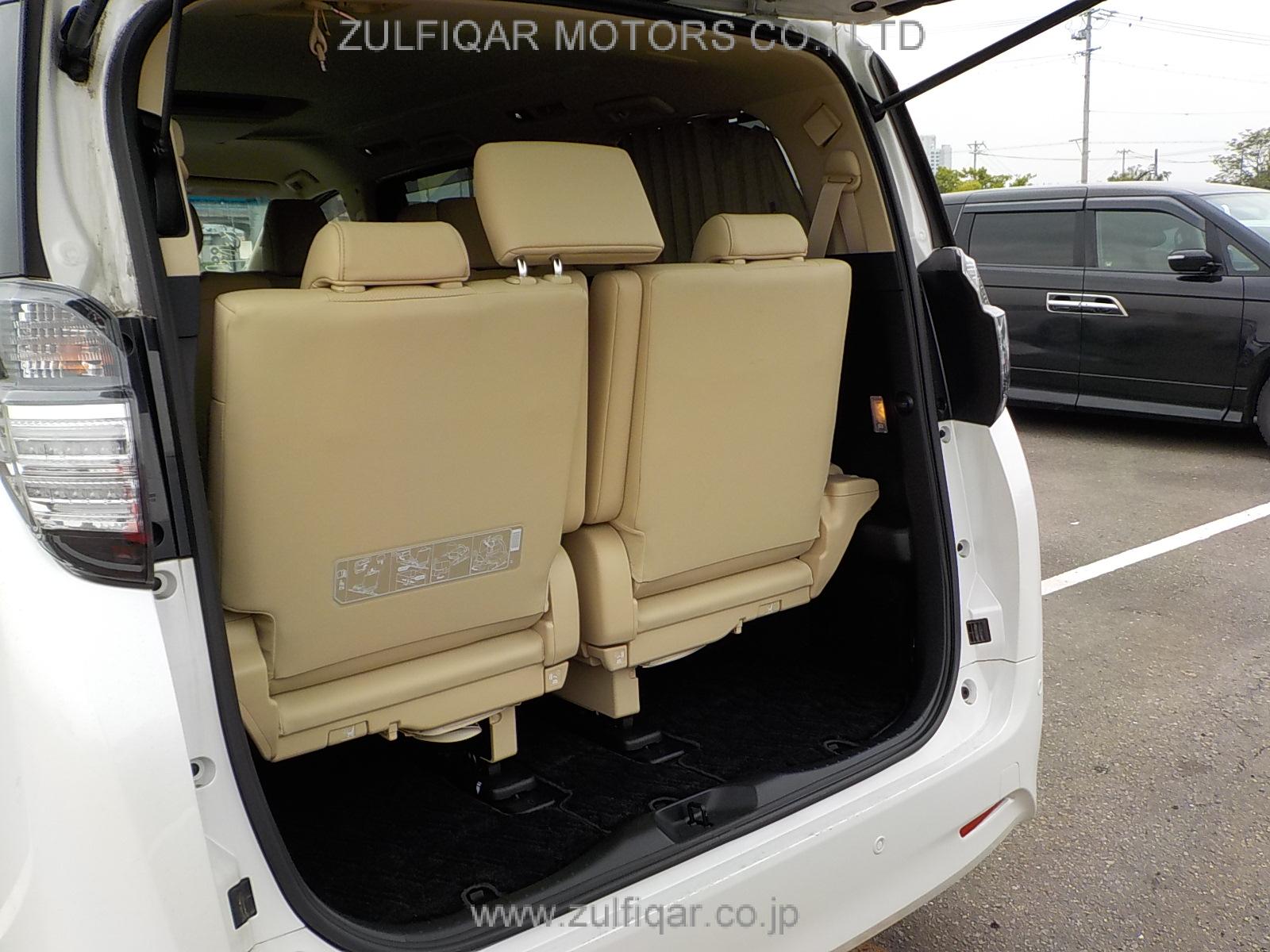 TOYOTA VELLFIRE 2015 Image 7