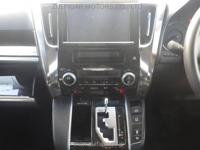 TOYOTA VELLFIRE 2015 Image 11