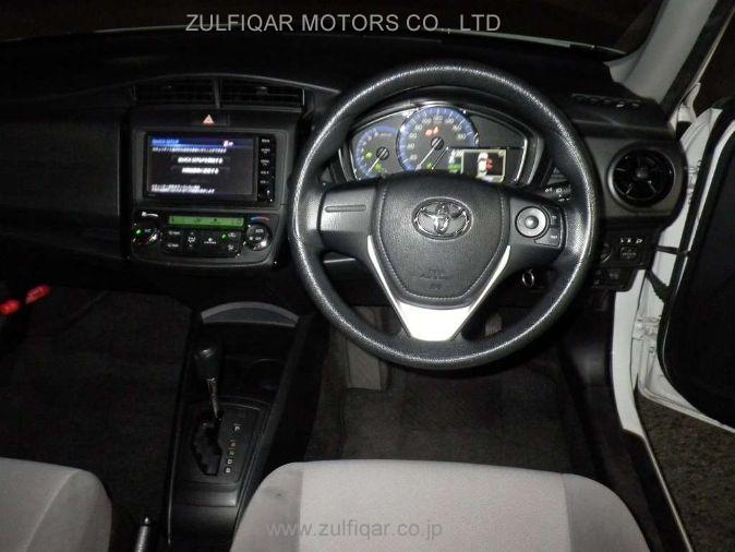 TOYOTA COROLLA AXIO 2015 Image 6