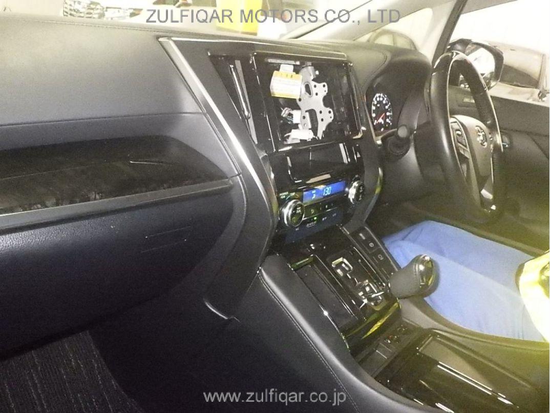 TOYOTA ALPHARD 2017 Image 3