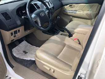 TOYOTA HILUX 2014 Image 2