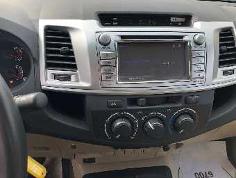 TOYOTA HILUX 2014 Image 7