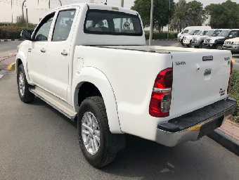 TOYOTA HILUX 2014 Image 8