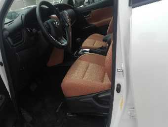 TOYOTA FORTUNER 2017 Image 7