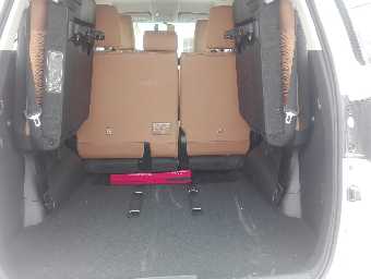 TOYOTA FORTUNER 2017 Image 9