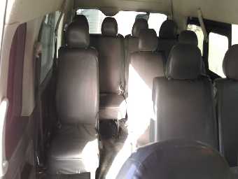 TOYOTA HIACE BUS 2015 Image 9