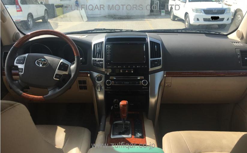 TOYOTA LAND CRUISER 2014 Image 2