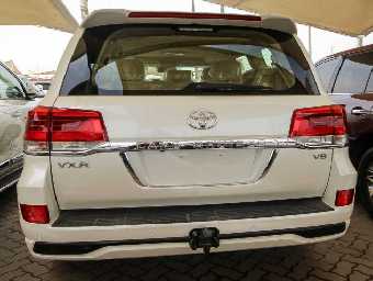 TOYOTA LAND CRUISER 2017 Image 3