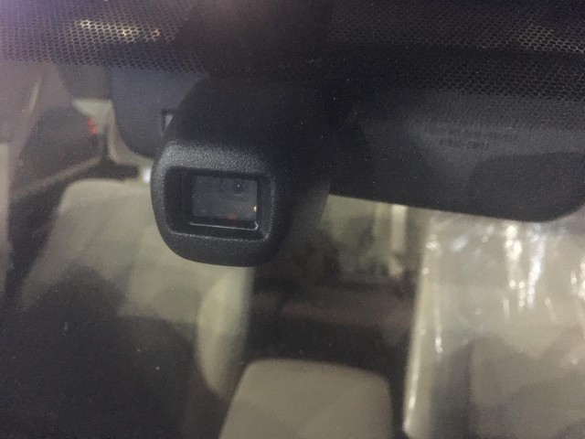 TOYOTA LAND CRUISER 2017 Image 21