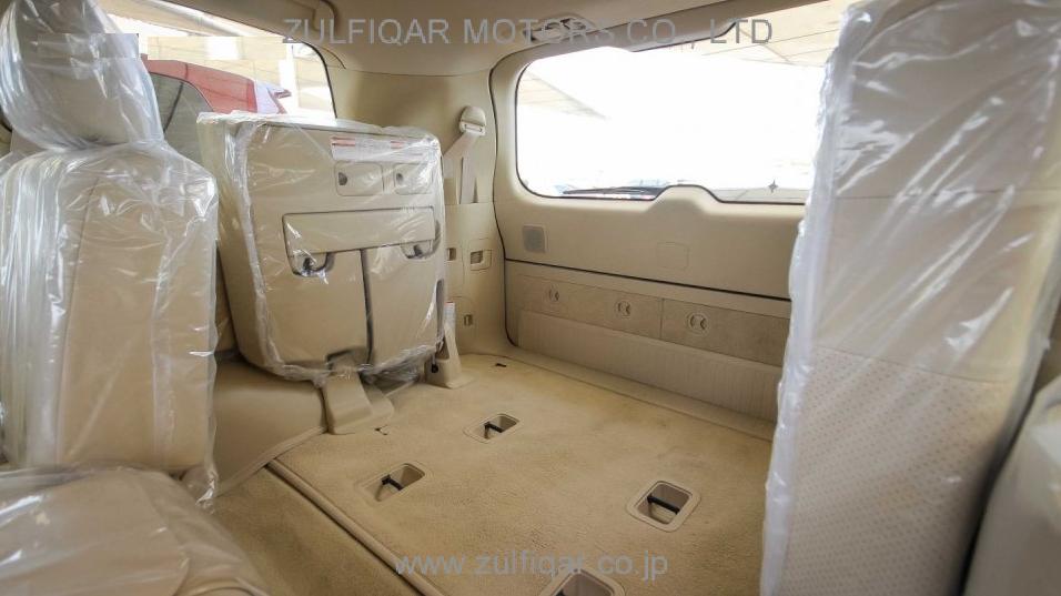 TOYOTA LAND CRUISER 2017 Image 9