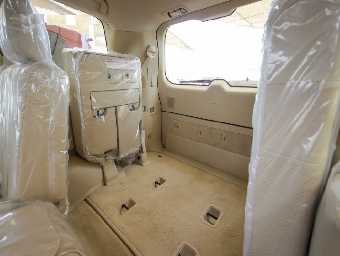 TOYOTA LAND CRUISER 2017 Image 9